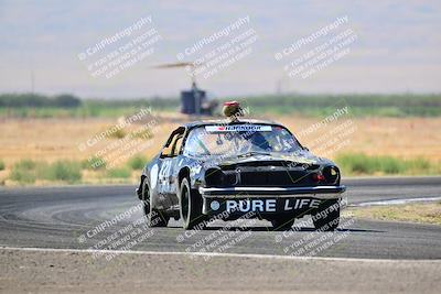 media/Sep-29-2024-24 Hours of Lemons (Sun) [[6a7c256ce3]]/Sunrise (1115a-1130a)/